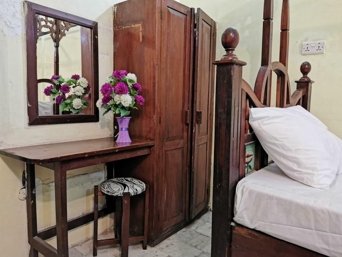 Crown Hotel Zanzibar Exteriér fotografie